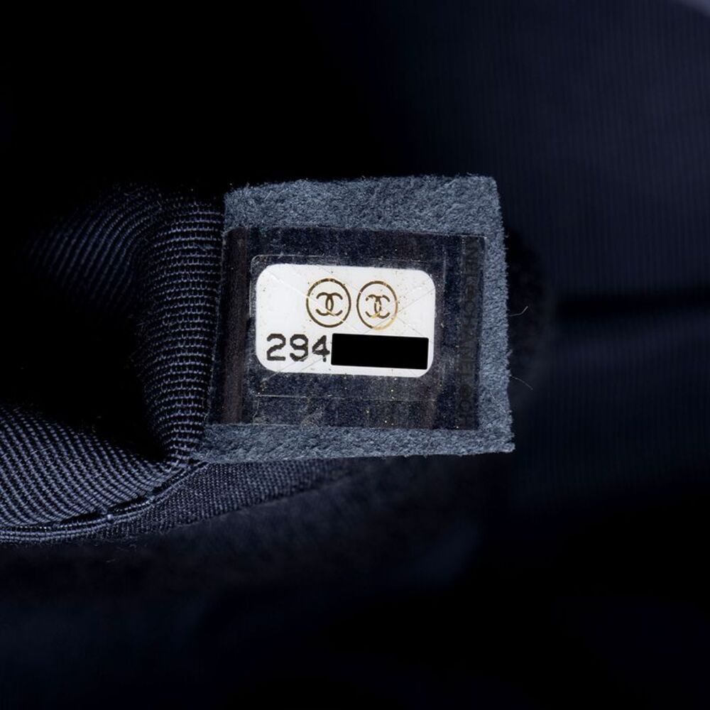 Chanel Lambskin 19 Medium Flap Shoulder Bag - Picture 6 of 10